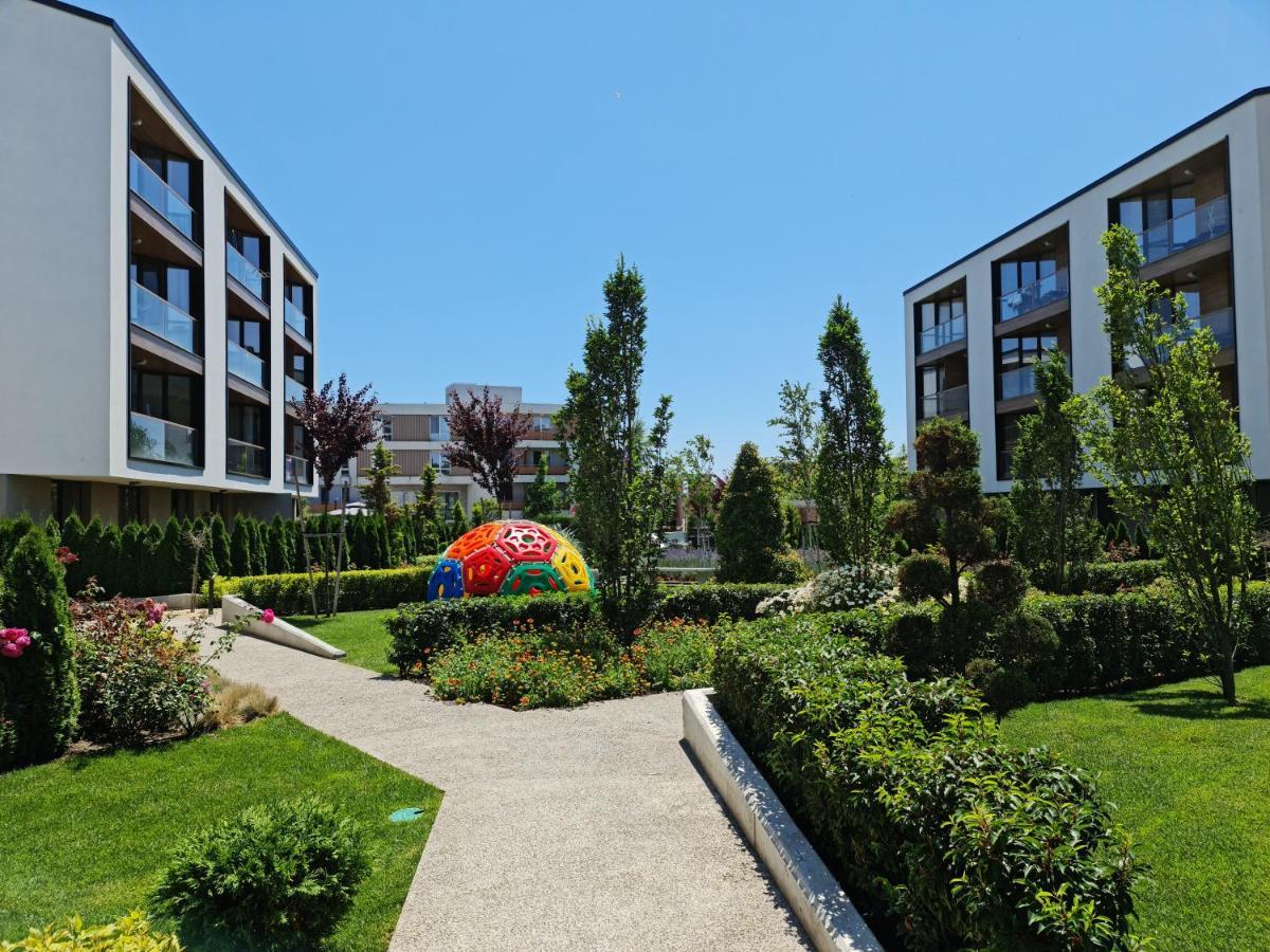 Raya Apartment Atlantis Atmosphere Burgas Екстер'єр фото
