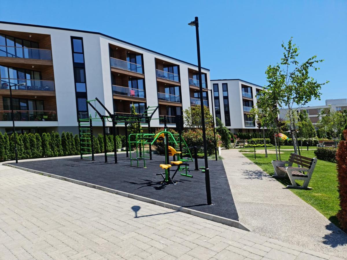 Raya Apartment Atlantis Atmosphere Burgas Екстер'єр фото